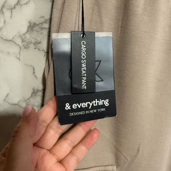 NEW Men’s Modal Cargo Jogger Pants - Tan Size L - Picture 4 of 5